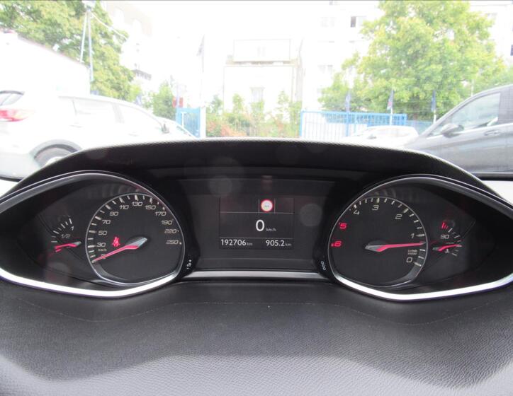 Peugeot 308 13