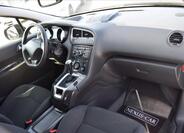 Peugeot 5008 25