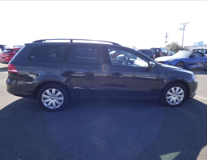 Volkswagen Passat 2