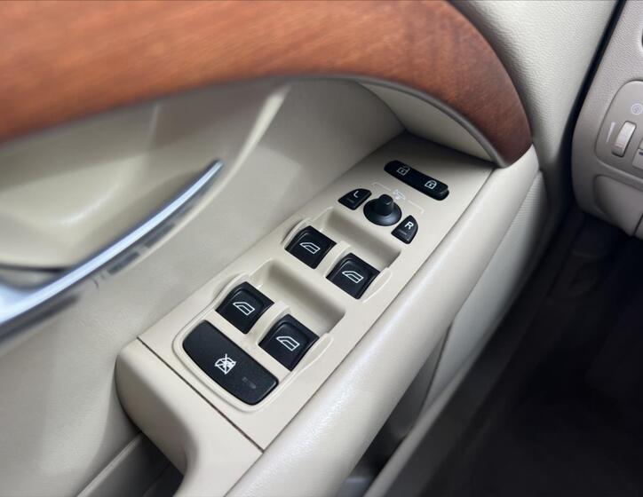 Volvo V70 22