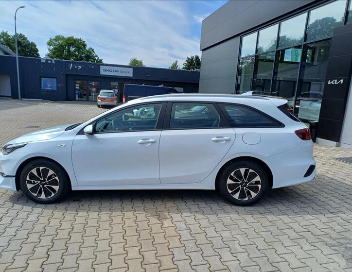KIA Ceed 8