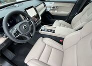 Volvo XC90 12
