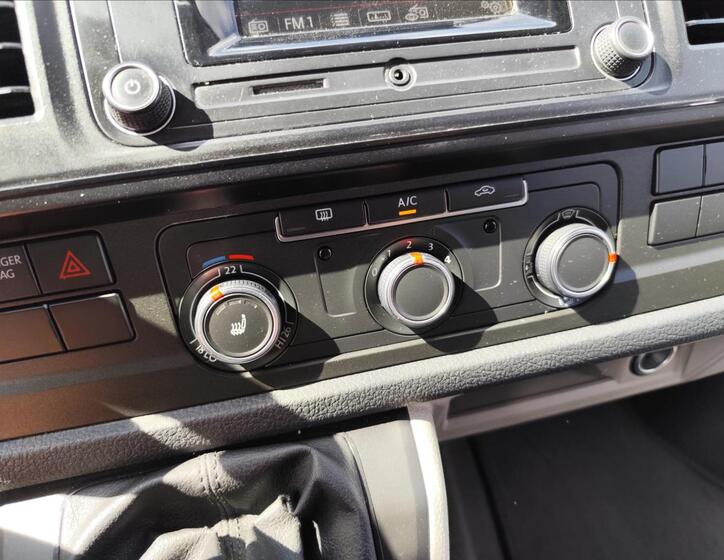 Volkswagen Transporter 17