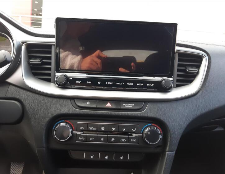 KIA Ceed 13