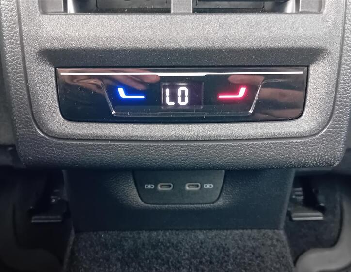 Volkswagen Golf 13