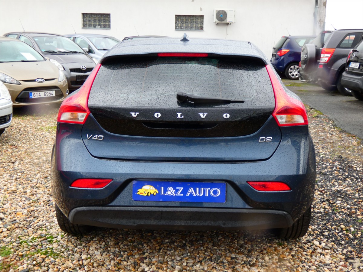 Volvo V40