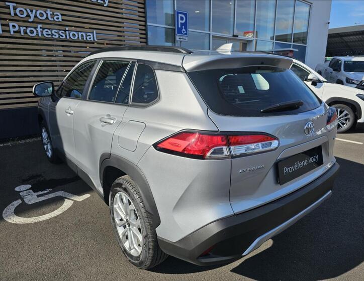 Toyota Corolla Cross 2