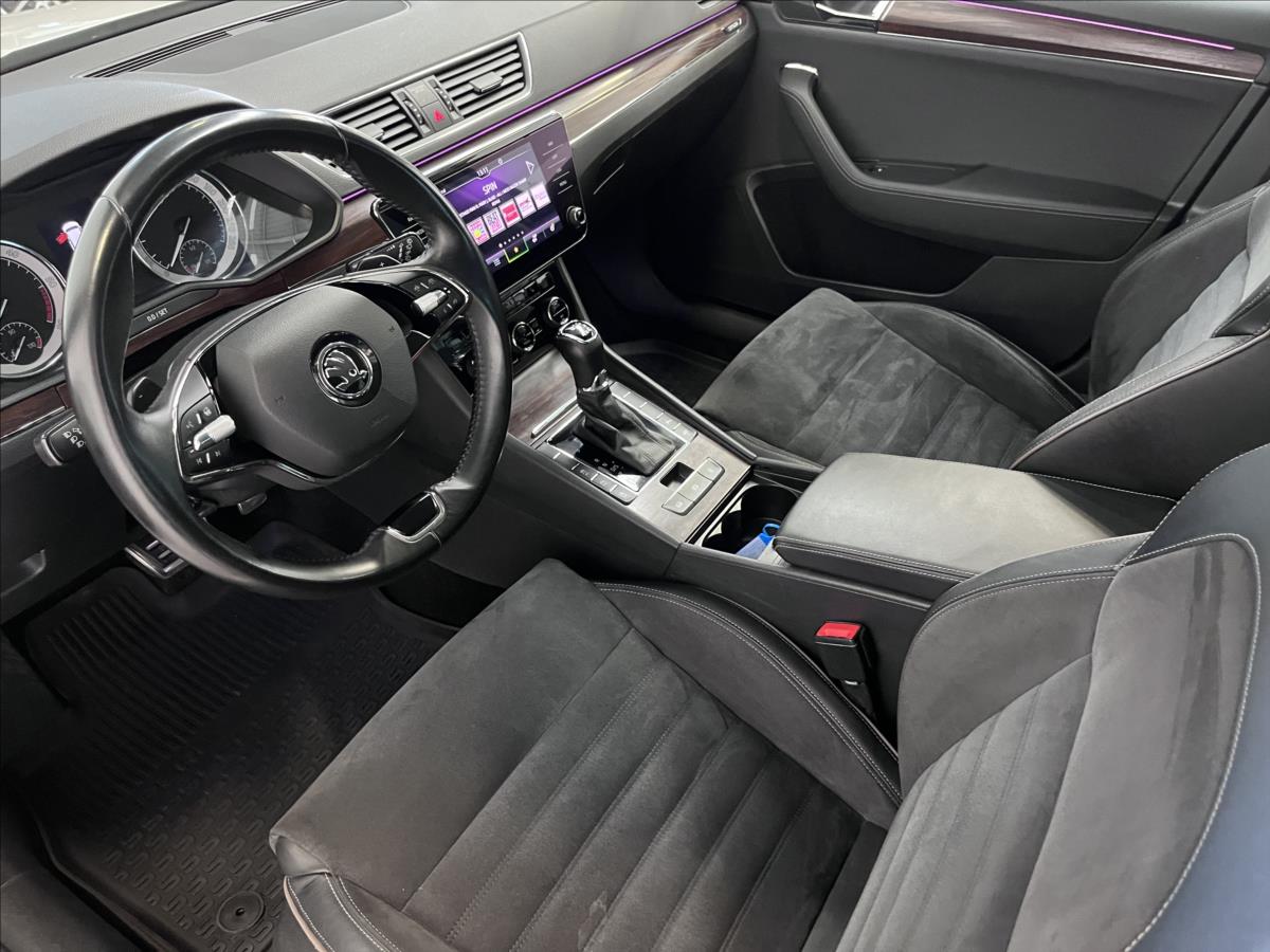 Škoda Superb