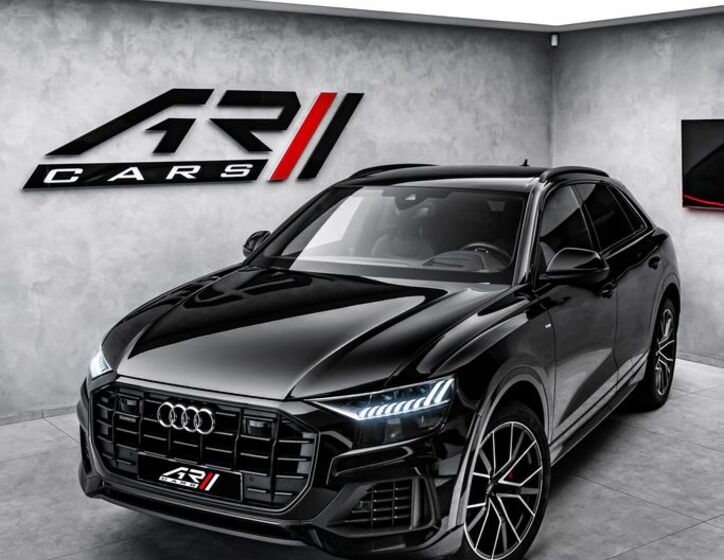 Audi Q8 8