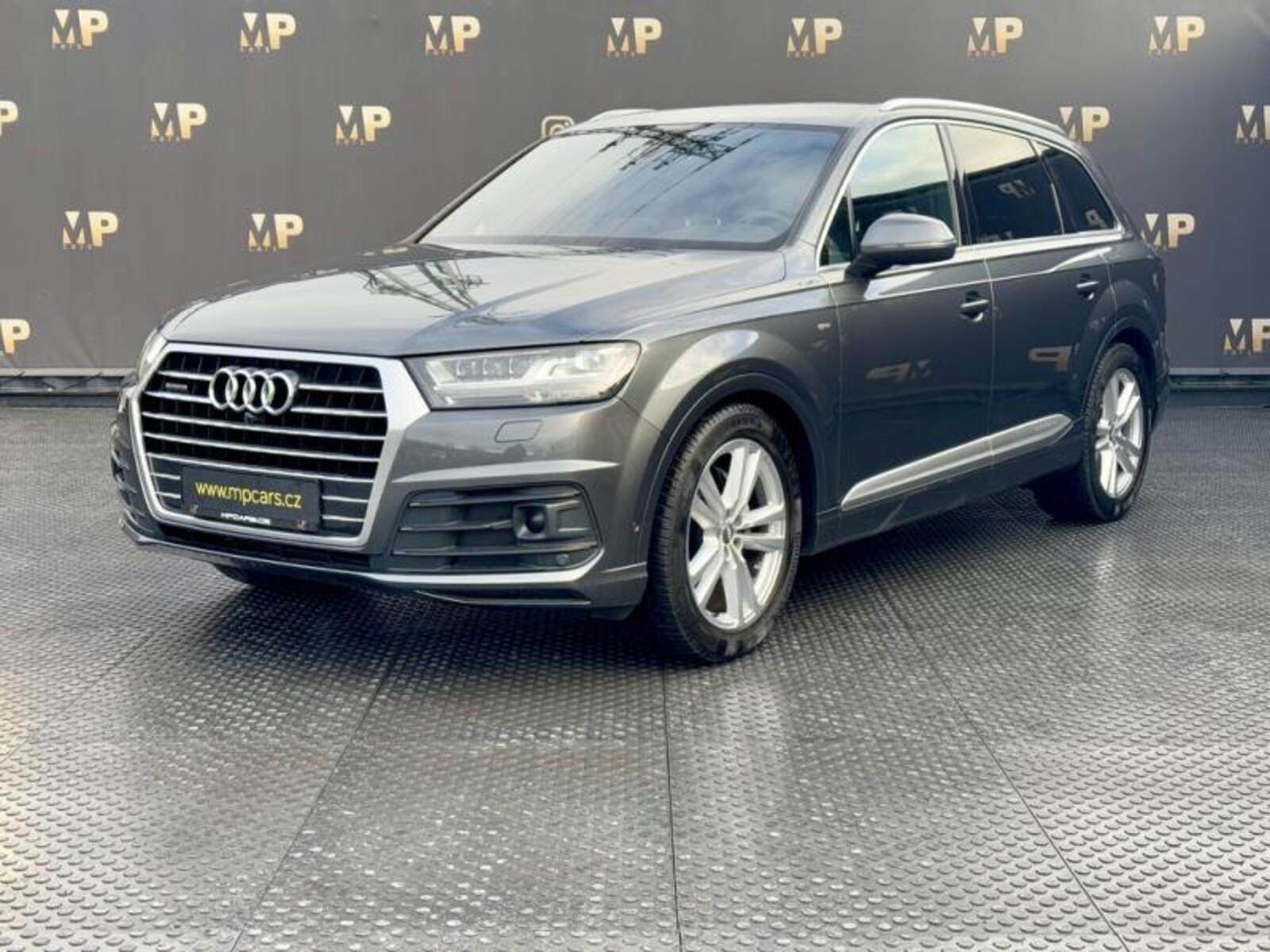 Audi Q7 1