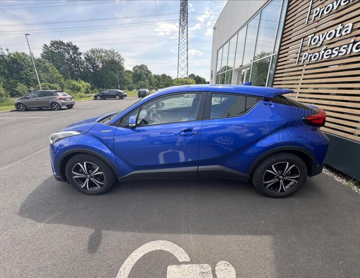 Toyota C-HR 3