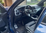 BMW X5 8