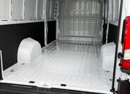 Opel Movano 7