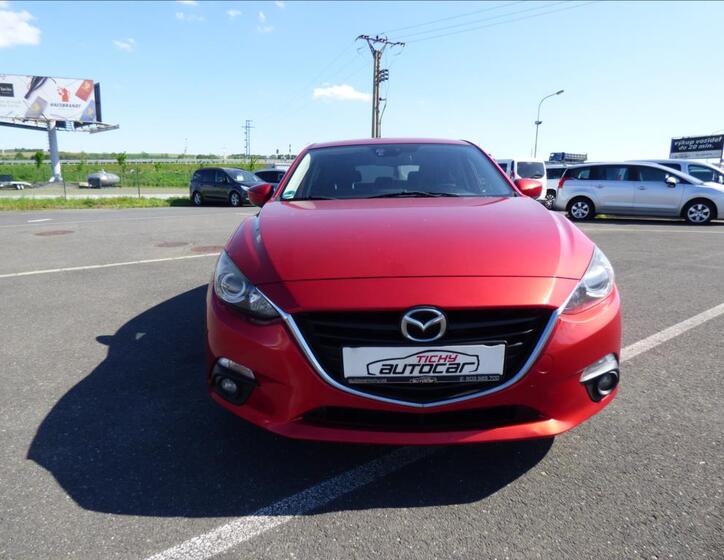 Mazda 3 8