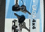 Lada Niva 12