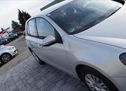 Volkswagen Golf 10