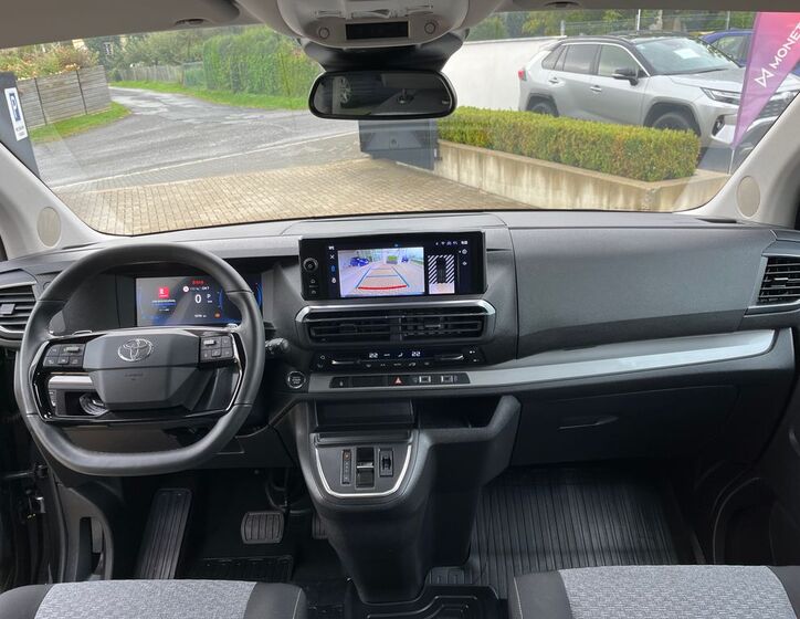 Toyota ProAce Verso 18
