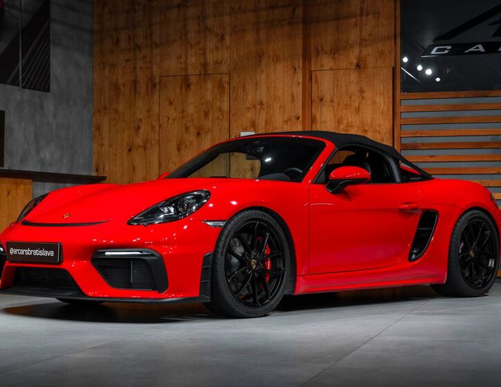 Porsche 718 1