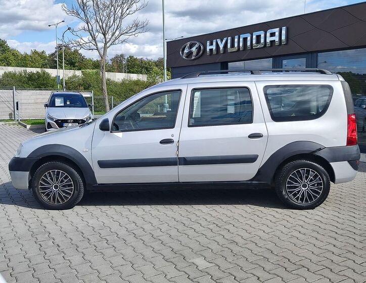 Dacia Logan 8