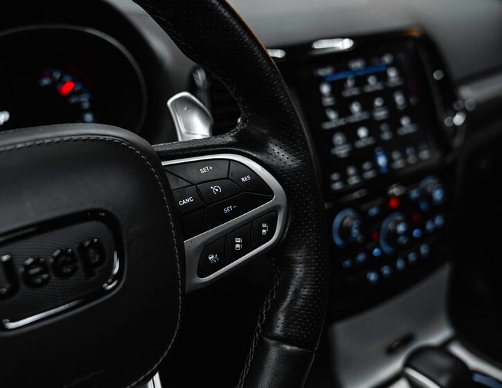 Jeep Grand Cherokee 21
