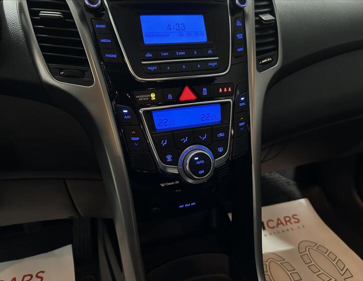 Hyundai i30 11