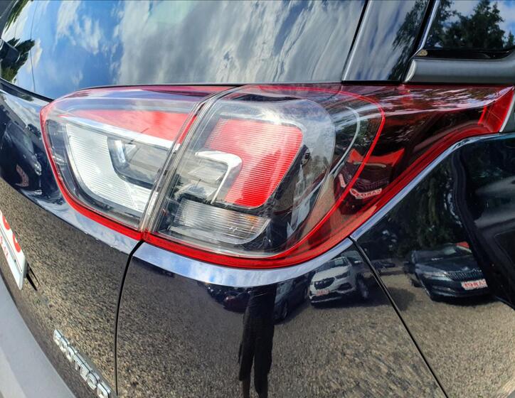 Opel Crossland X 43