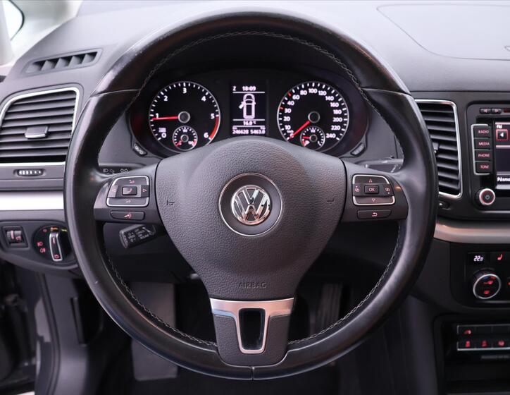 Volkswagen Sharan 19