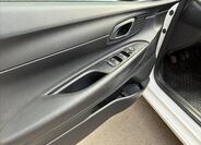 Hyundai i20 6