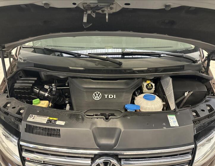 Volkswagen Multivan 34