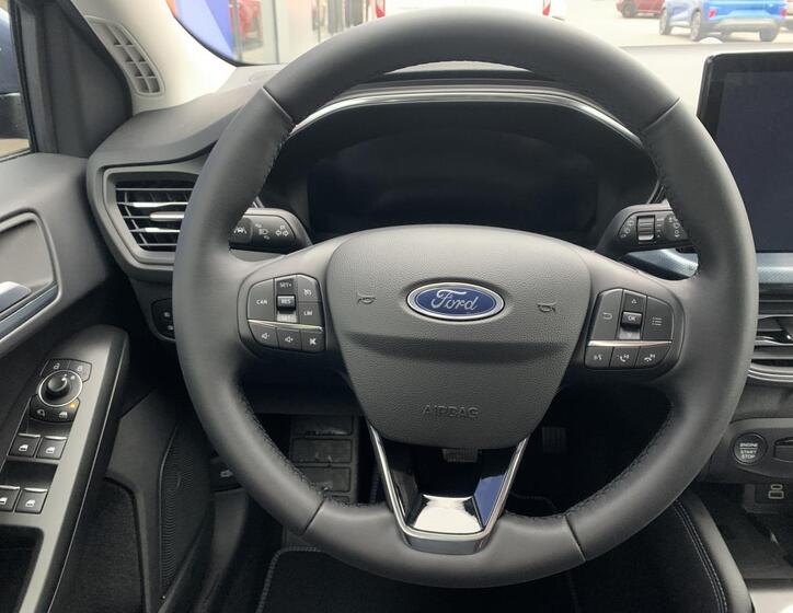 Ford Focus 9