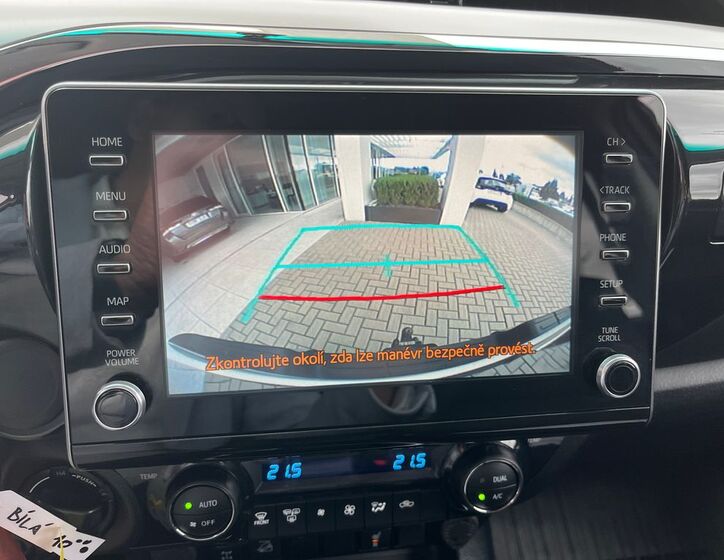 Toyota Hilux 23