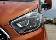 Ford Tourneo Custom 9