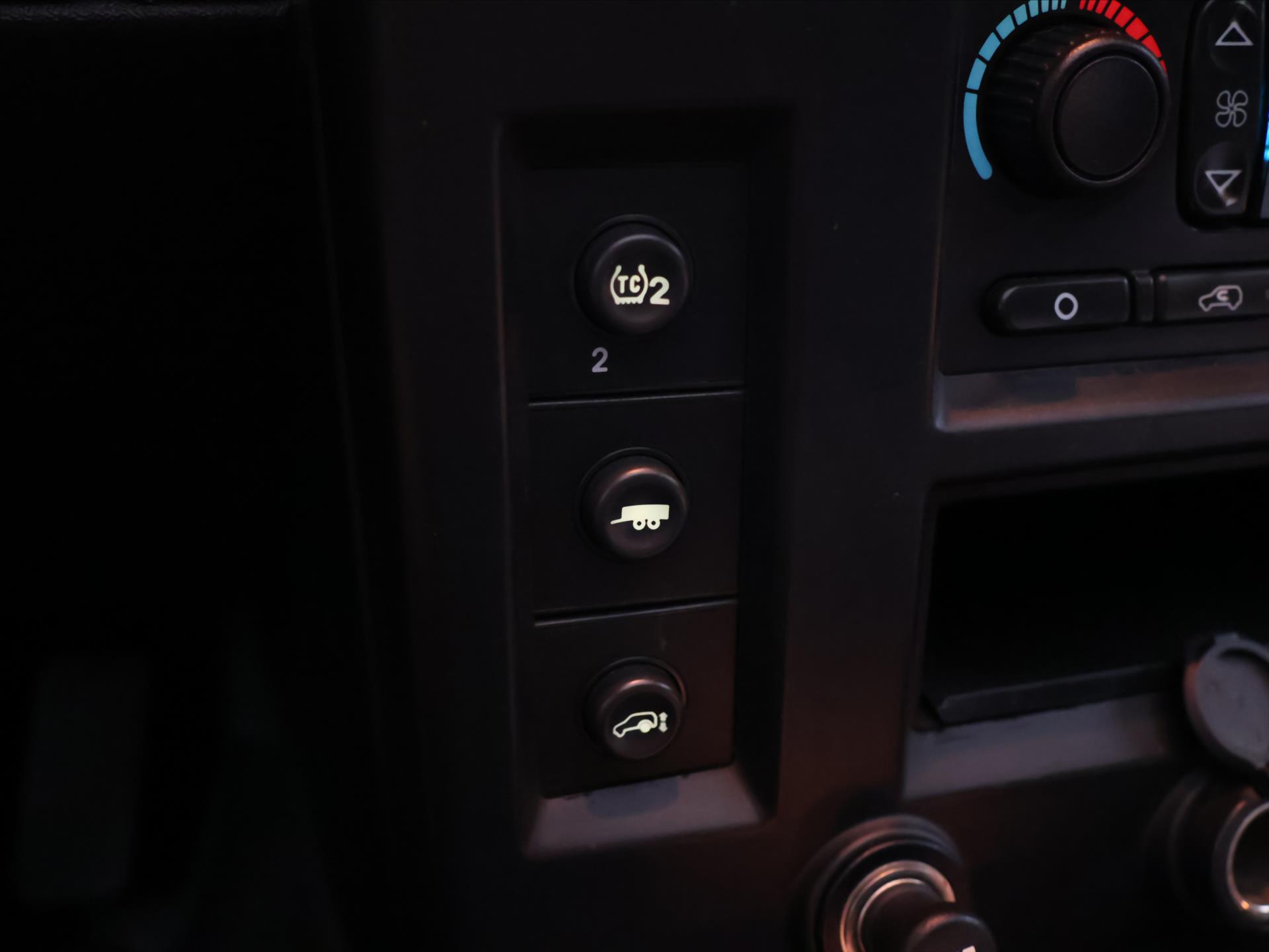 Hummer H2