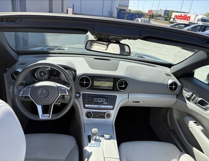 Mercedes-Benz SL 15