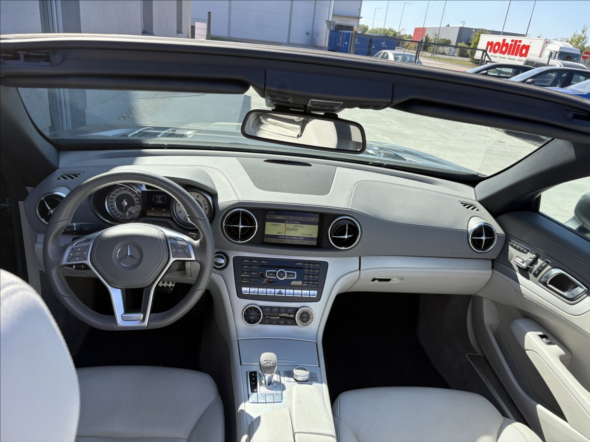 Mercedes-Benz SL