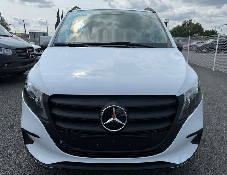 Mercedes-Benz Vito 2
