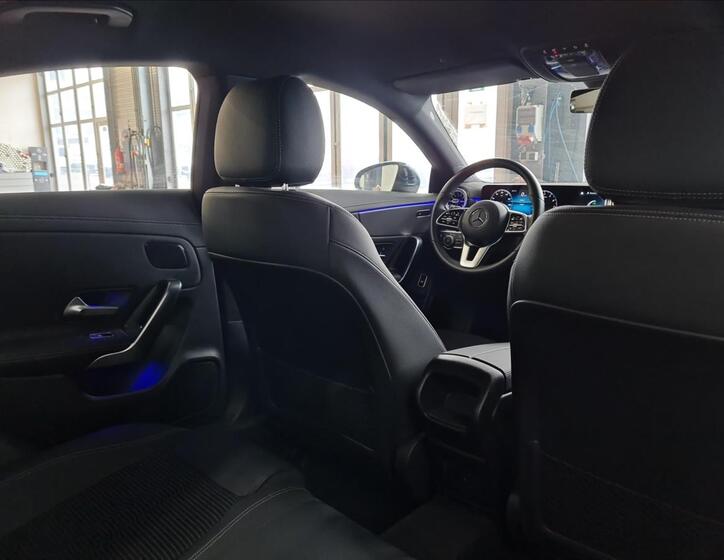 Mercedes-Benz CLA 21