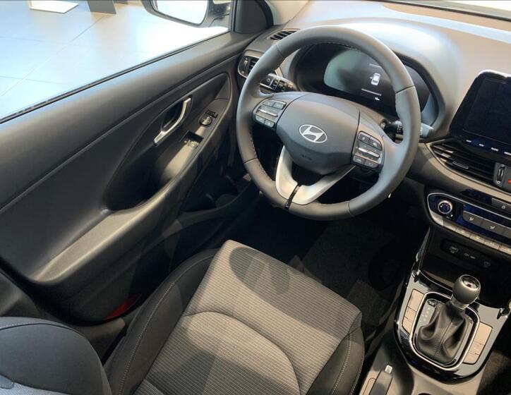 Hyundai i30 17