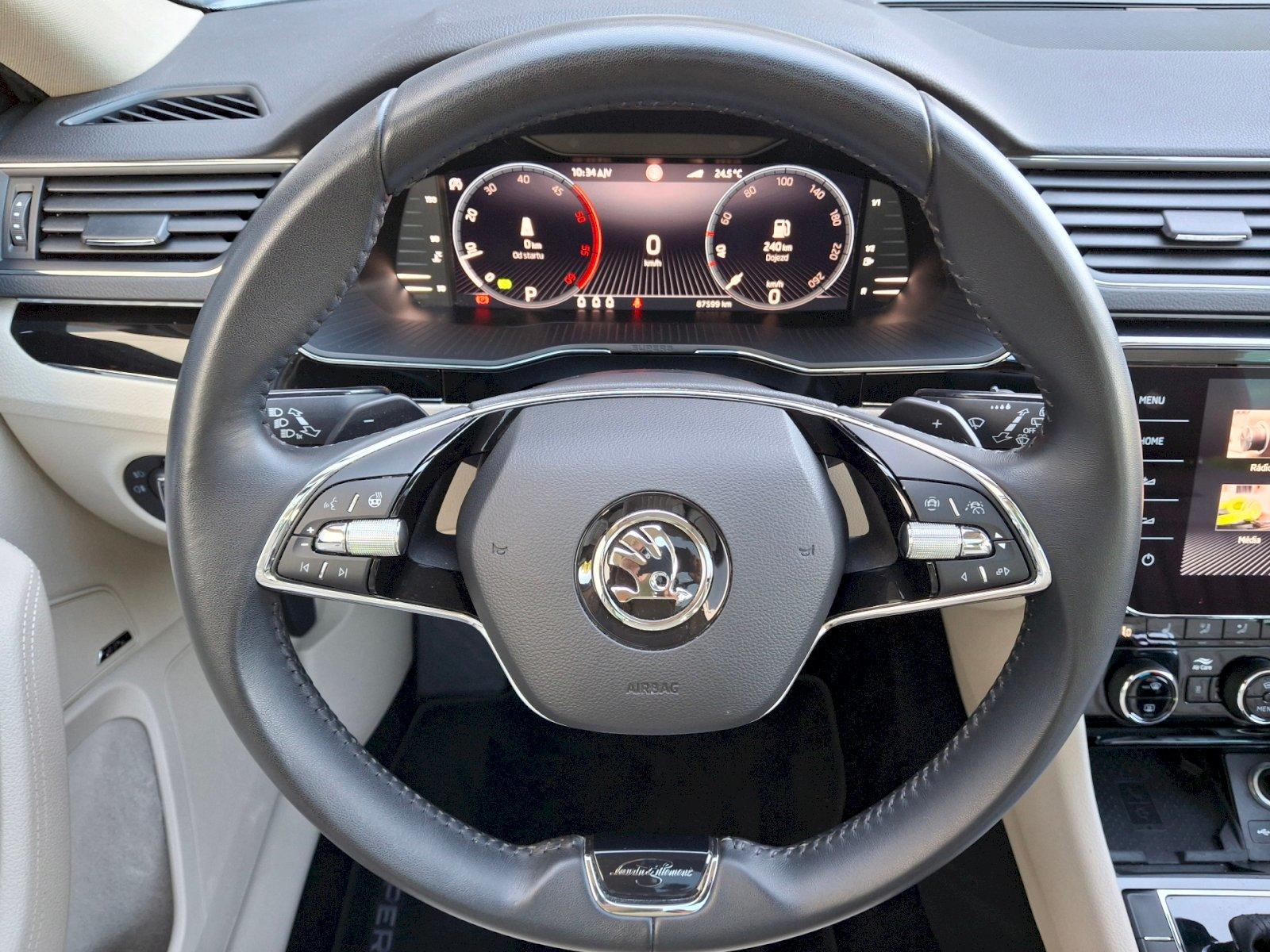 Škoda Superb