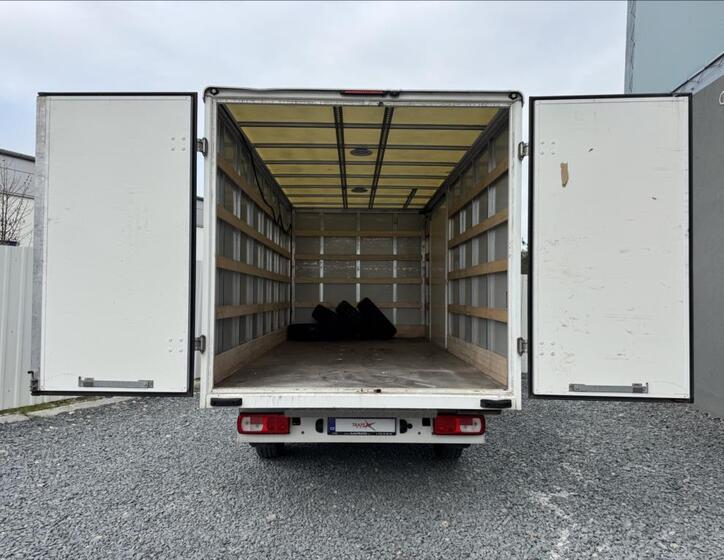 Volkswagen Crafter 13