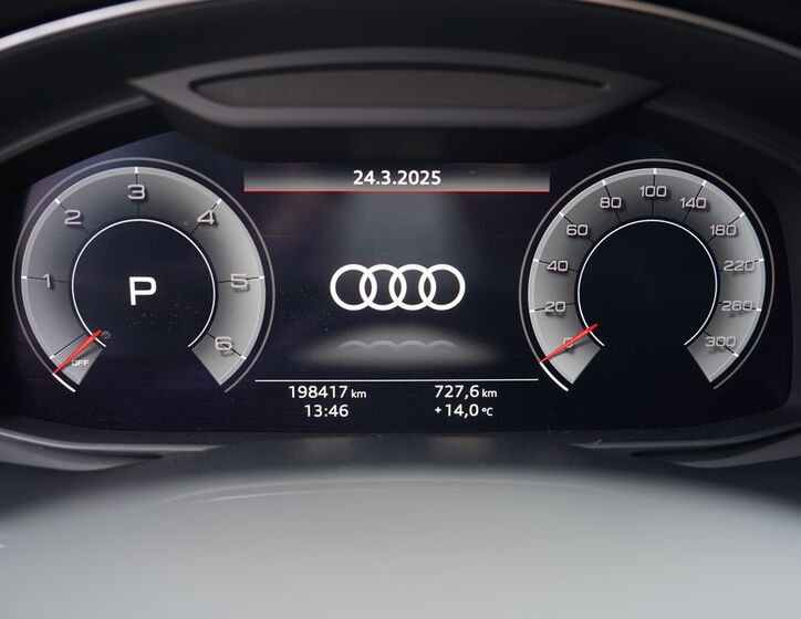Audi Q8 48