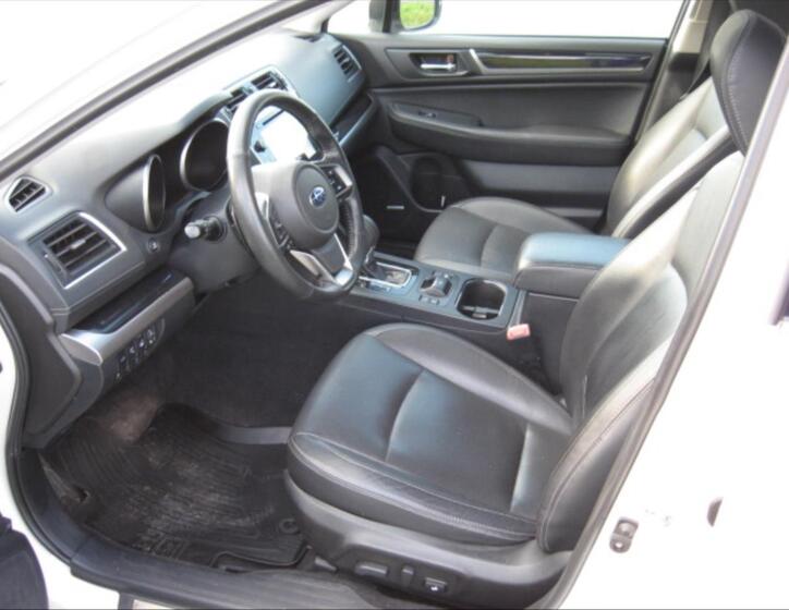 Subaru Outback 6