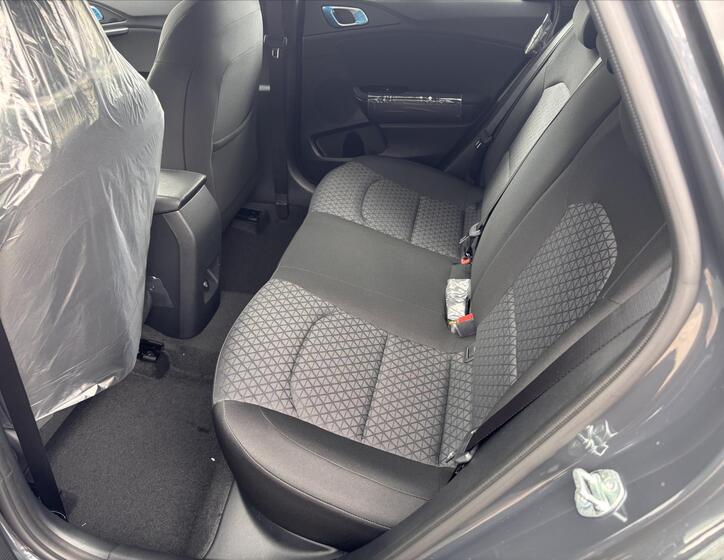KIA Ceed 10