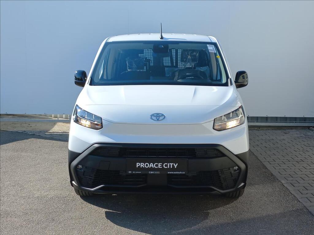 Toyota ProAce City 4