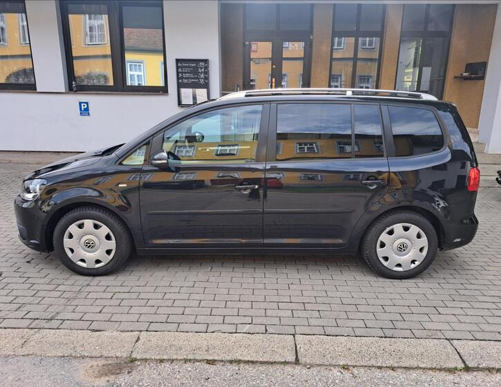Volkswagen Touran 6
