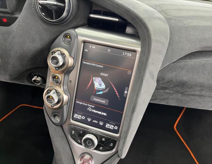 McLaren 720S 9