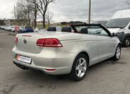 Volkswagen EOS 19