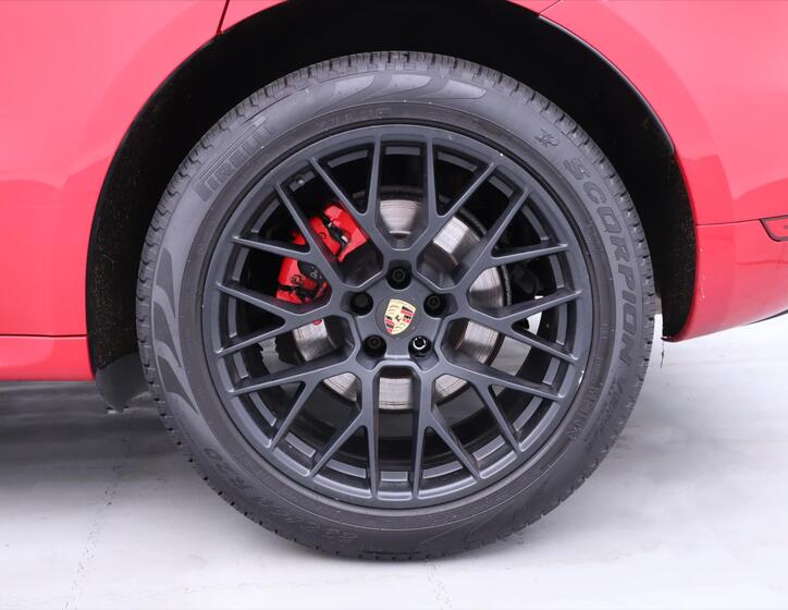 Porsche Macan 39