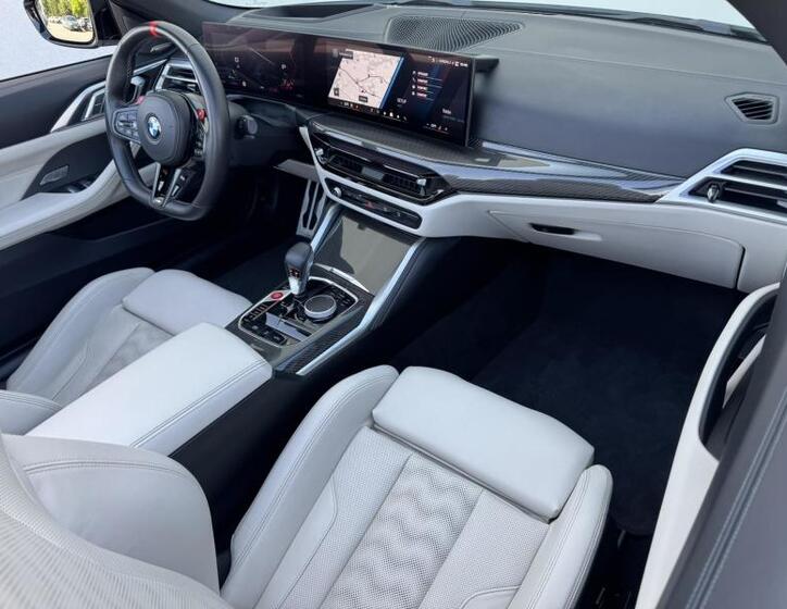 BMW M4 11