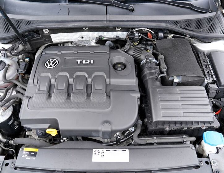 Volkswagen Passat 10